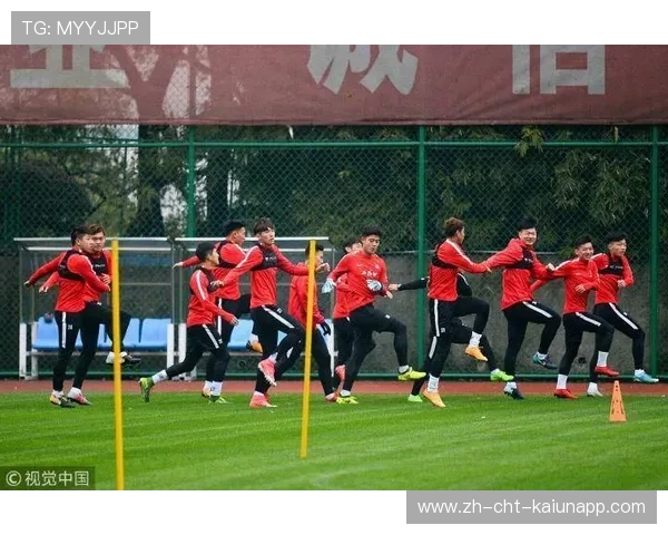 切尔西U21小范围对抗训练更激烈：青训体系中的战斗哲学揭秘